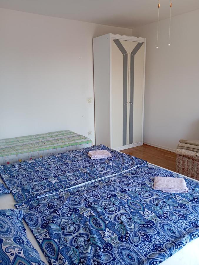 Apartment Mare 1 Novigrad  Bagian luar foto
