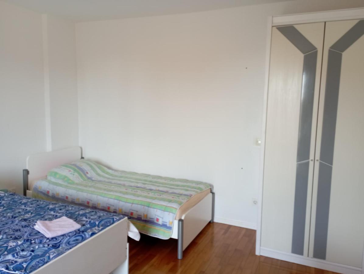 Apartment Mare 1 Novigrad  Bagian luar foto