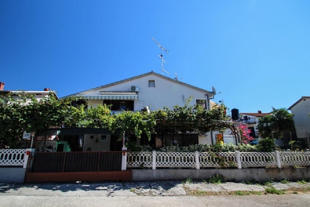 Apartment Mare 1 Novigrad  Bagian luar foto